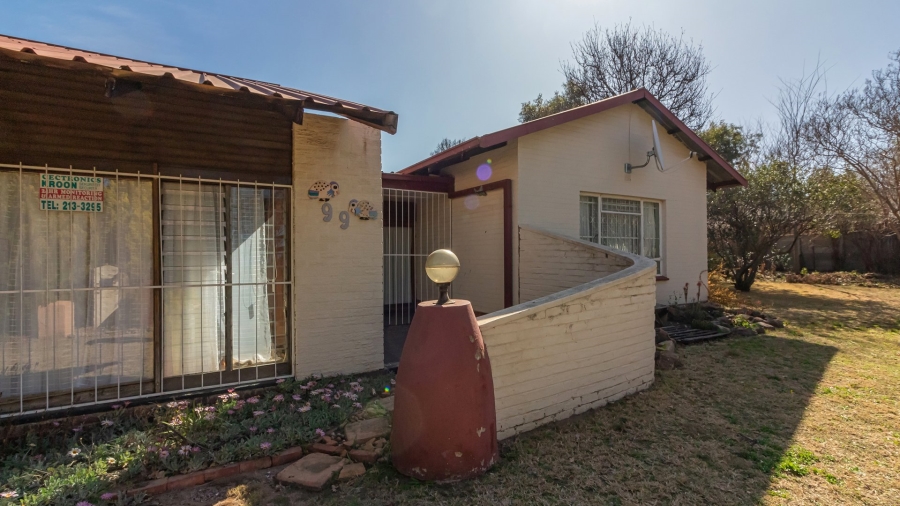 3 Bedroom Property for Sale in Presidentia Free State